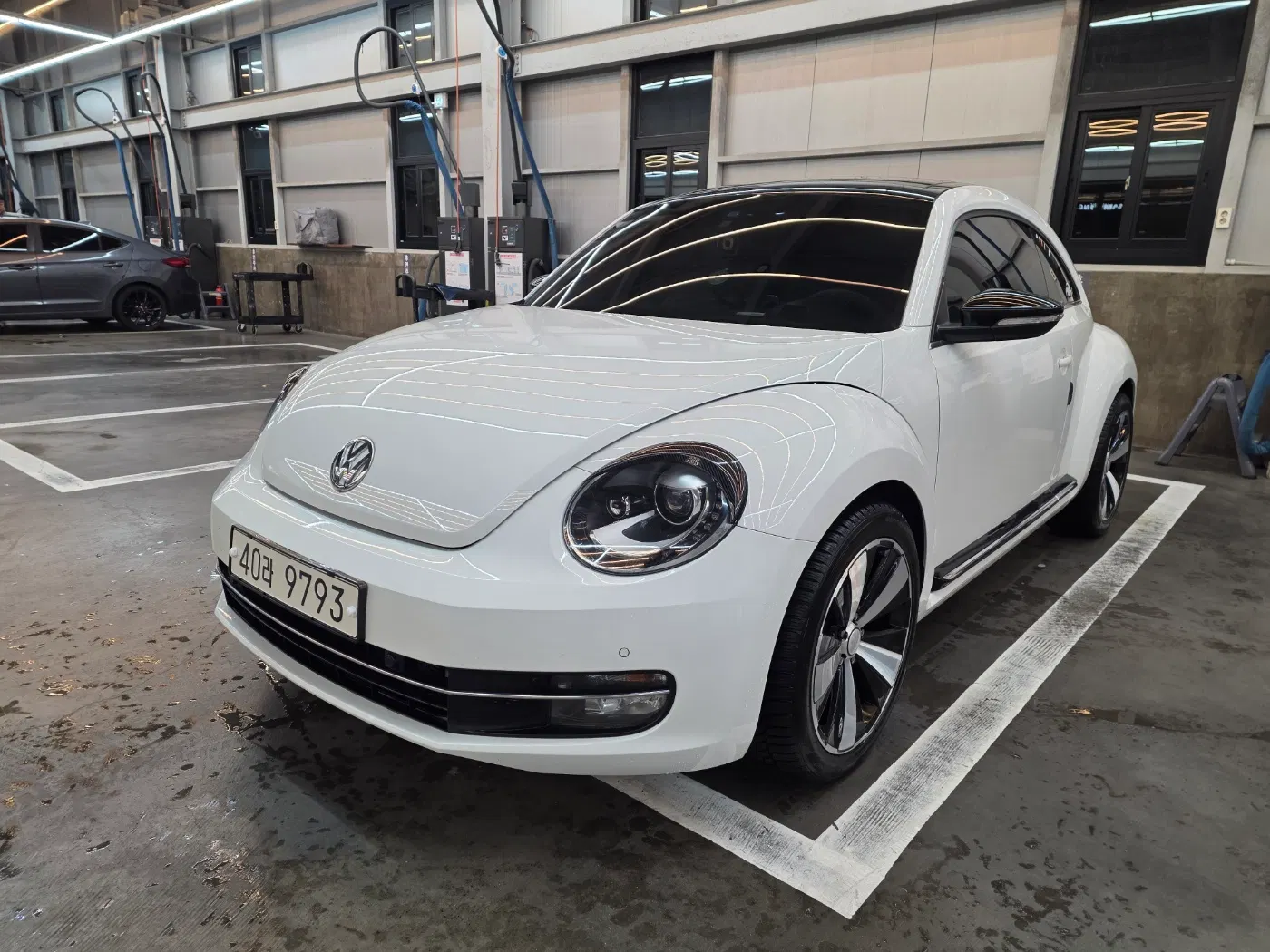 Volkswagen Beetle 2.0 TDI Premium 2014 — photo 1 sur 22