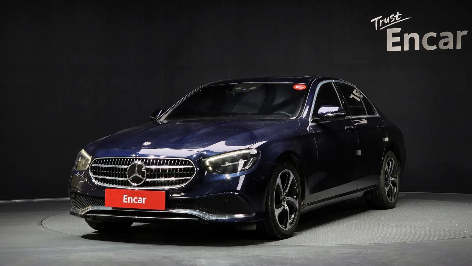 Mercedes-Benz Classe E E250 Avantgarde (W213) 2021 — photo 1 sur 20