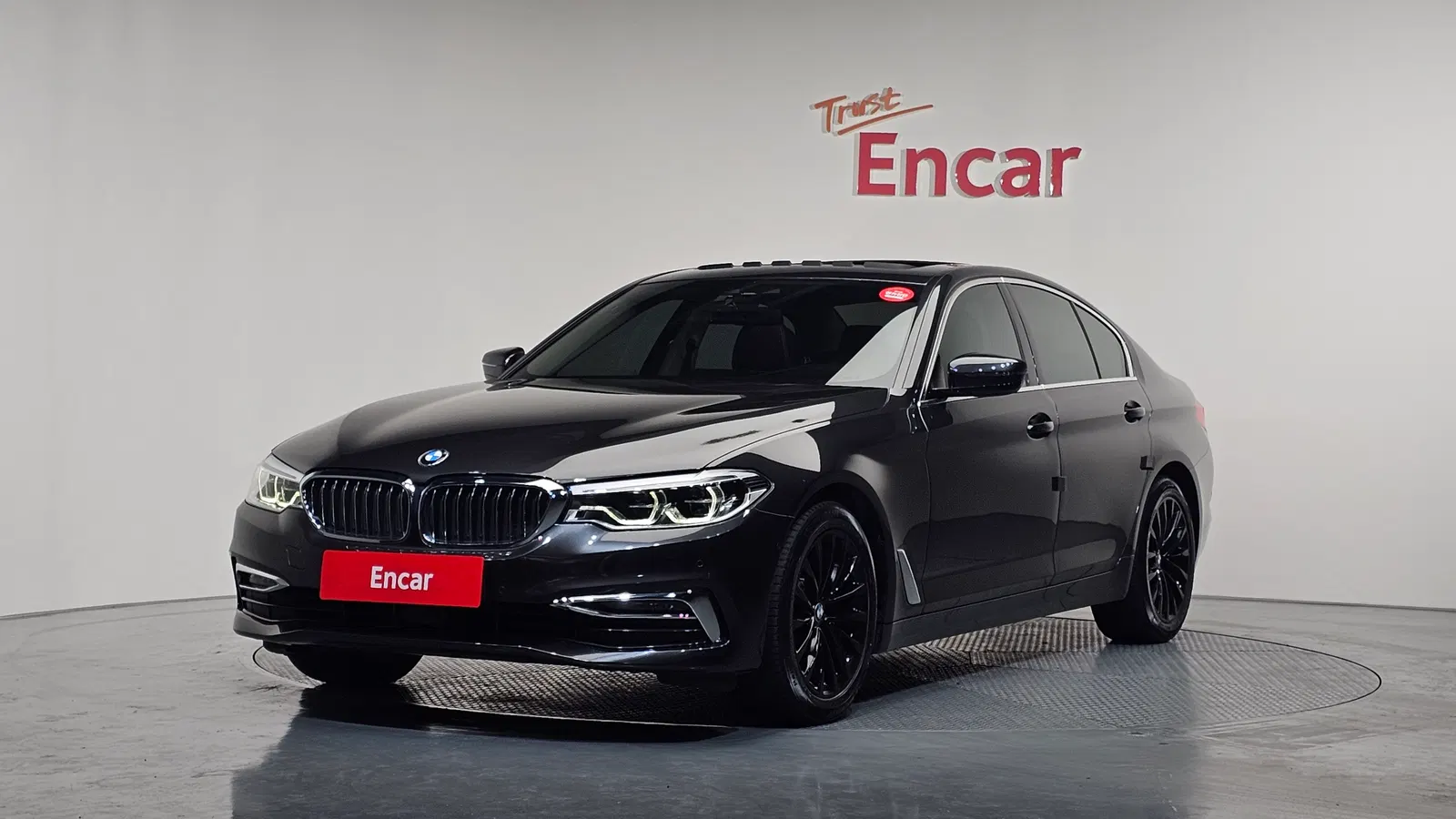 BMW Série 5 (G30) 530i Luxury Plus 2020 — photo 1 sur 20