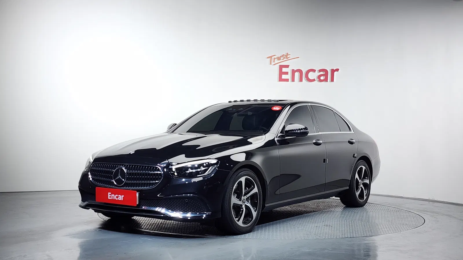 Mercedes-Benz Classe E E250 Avantgarde (W213) 2021 — photo 1 sur 20