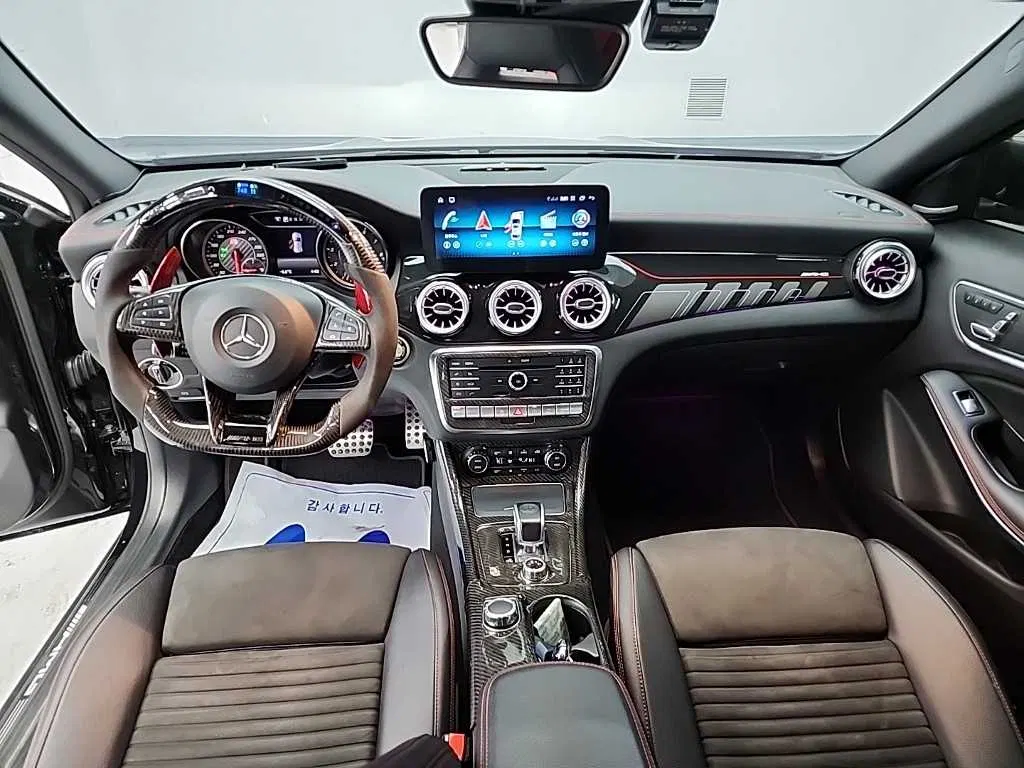 Mercedes-AMG GLA GLA45 4MATIC (X156) 2018 — photo 1 sur 25