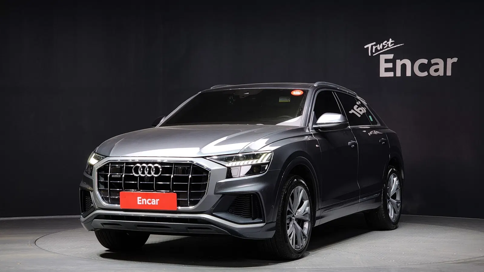 Audi Q8 (4M) 50 TDI Quattro Premium 2020 — photo 1 sur 20