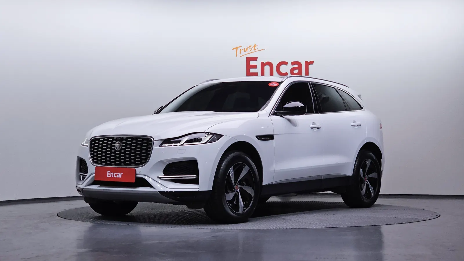 Jaguar F-PACE D200 S 2021 — photo 1 sur 20
