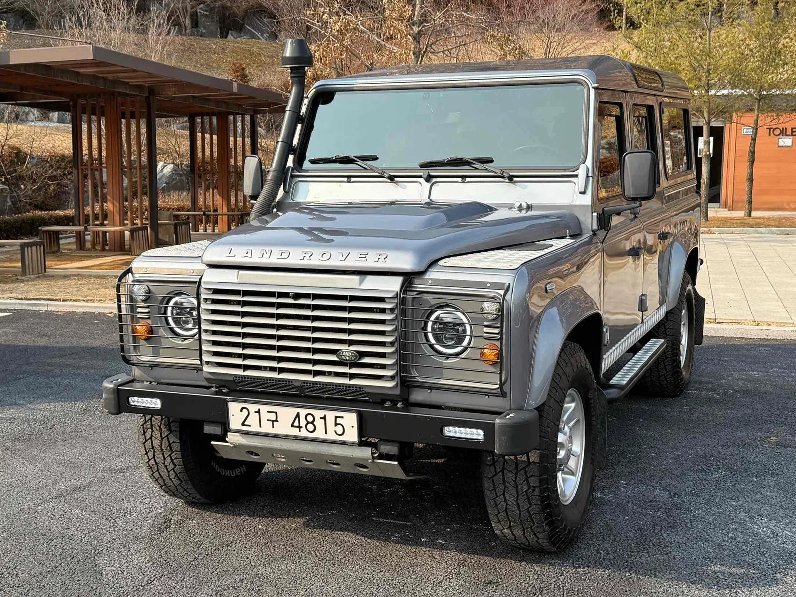 Land Rover Defender 110 2012 — photo 1 sur 20