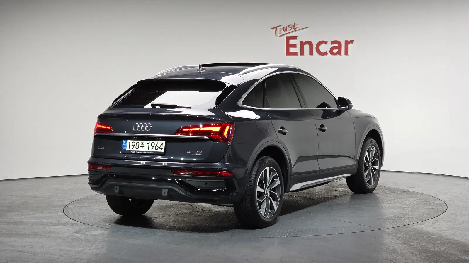 Audi Q5 (FY) 40 TDI Quattro Sportback 2021 — photo 1 sur 20