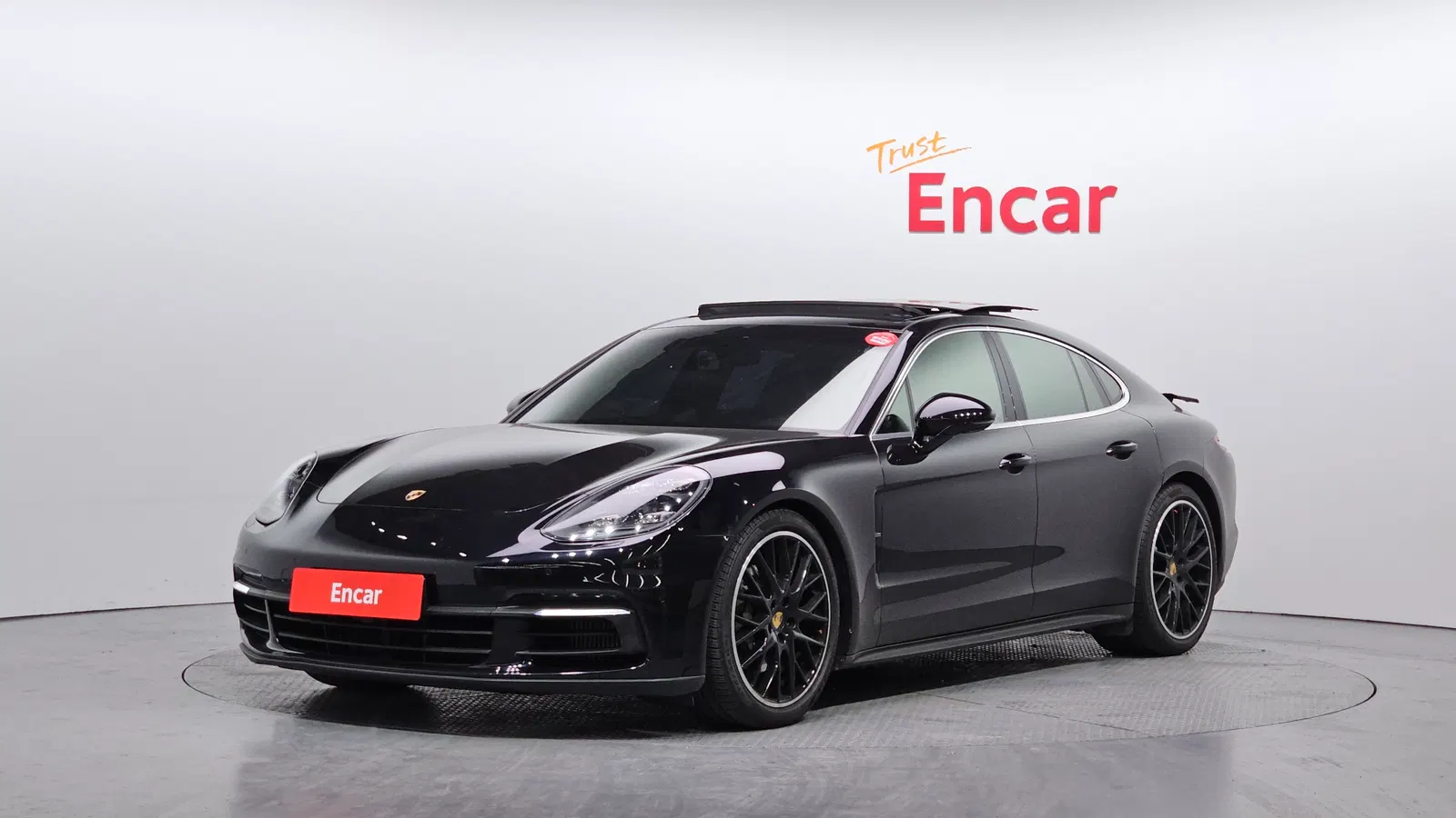 Porsche Panamera (971) 2.9 4S 2018 — photo 1 sur 20