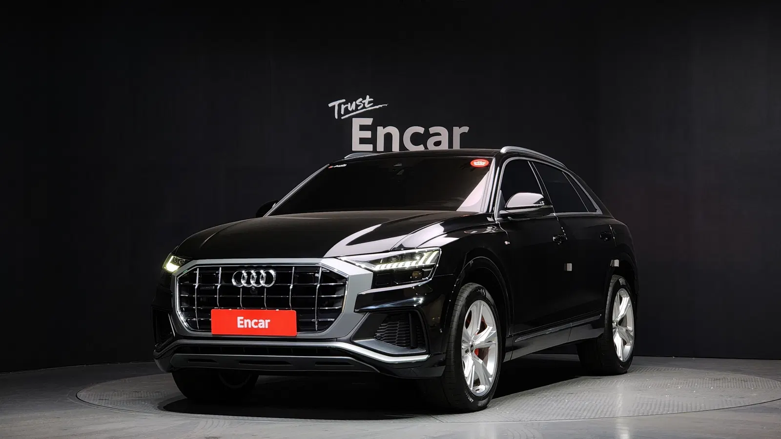 Audi Q8 (4M) 45 TDI Quattro Premium 2022 — photo 1 sur 20