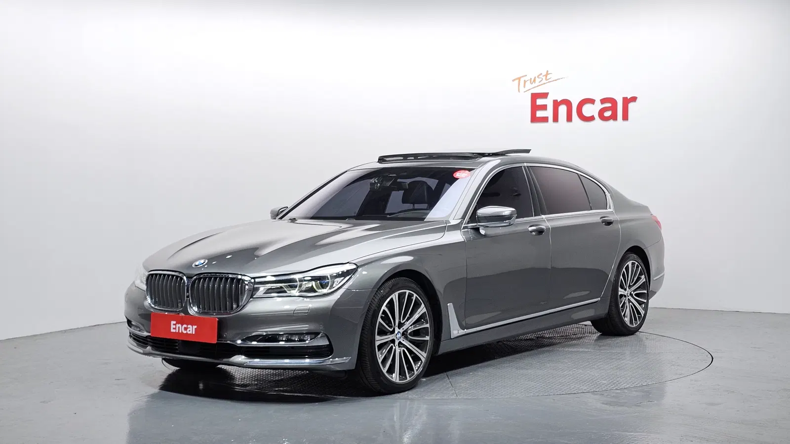 BMW Série 7 (G11) 750Li xDrive 2018 — photo 1 sur 20