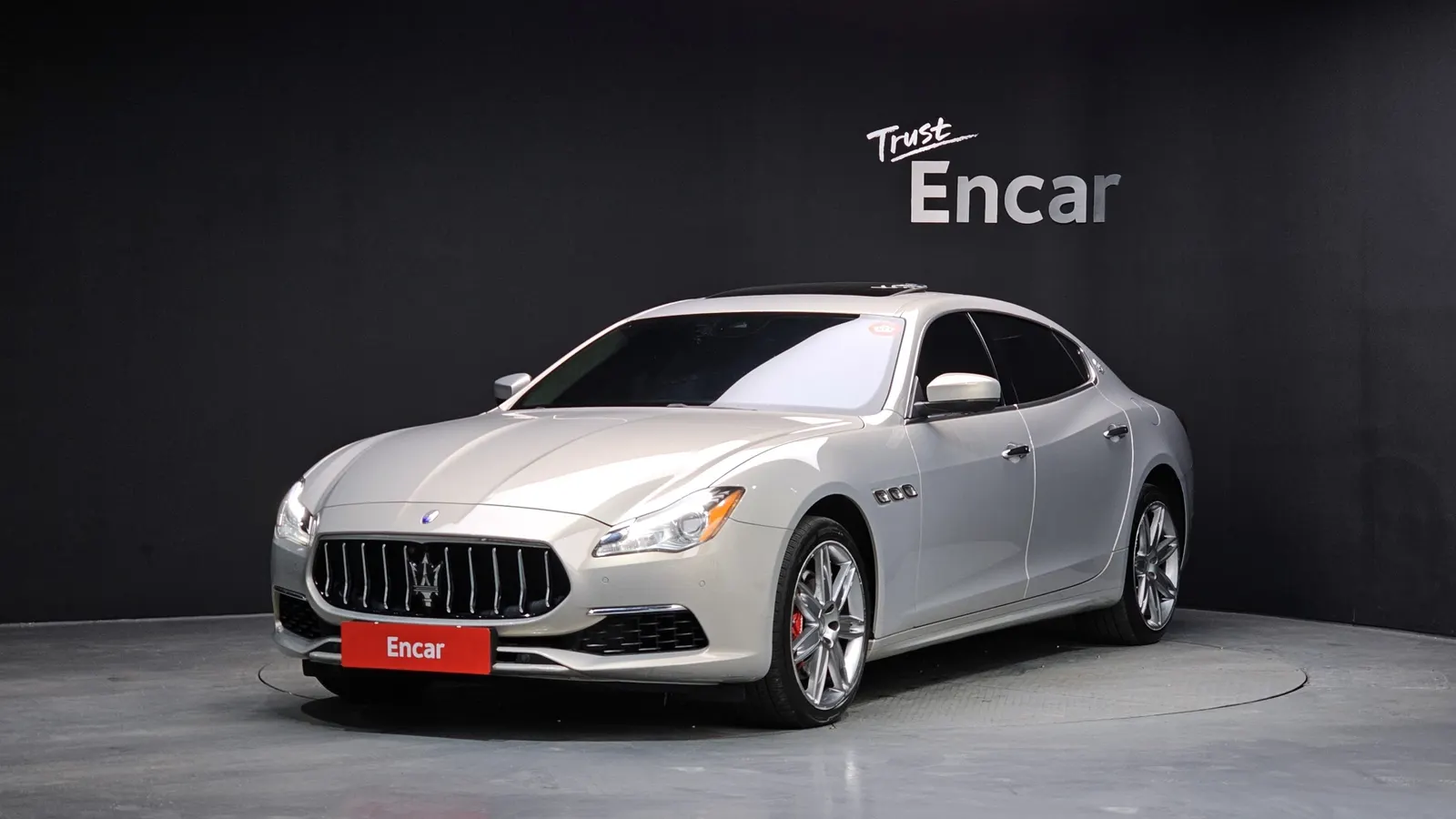 Maserati Quattroporte 3.0 Diesel GranLusso 2017 — photo 1 sur 26