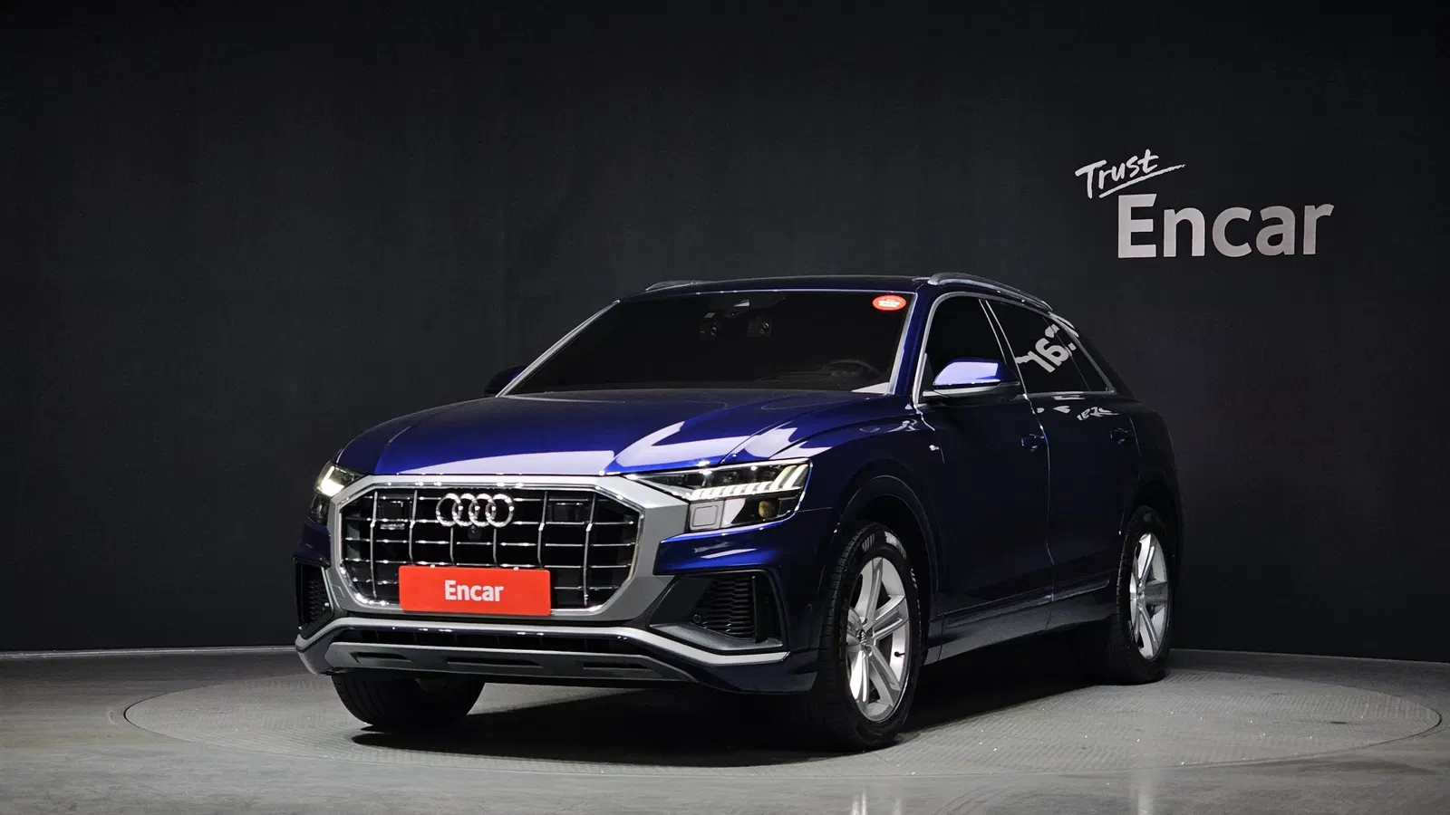 Audi Q8 (4M) 45 TDI Quattro Premium 2021 — photo 1 sur 20
