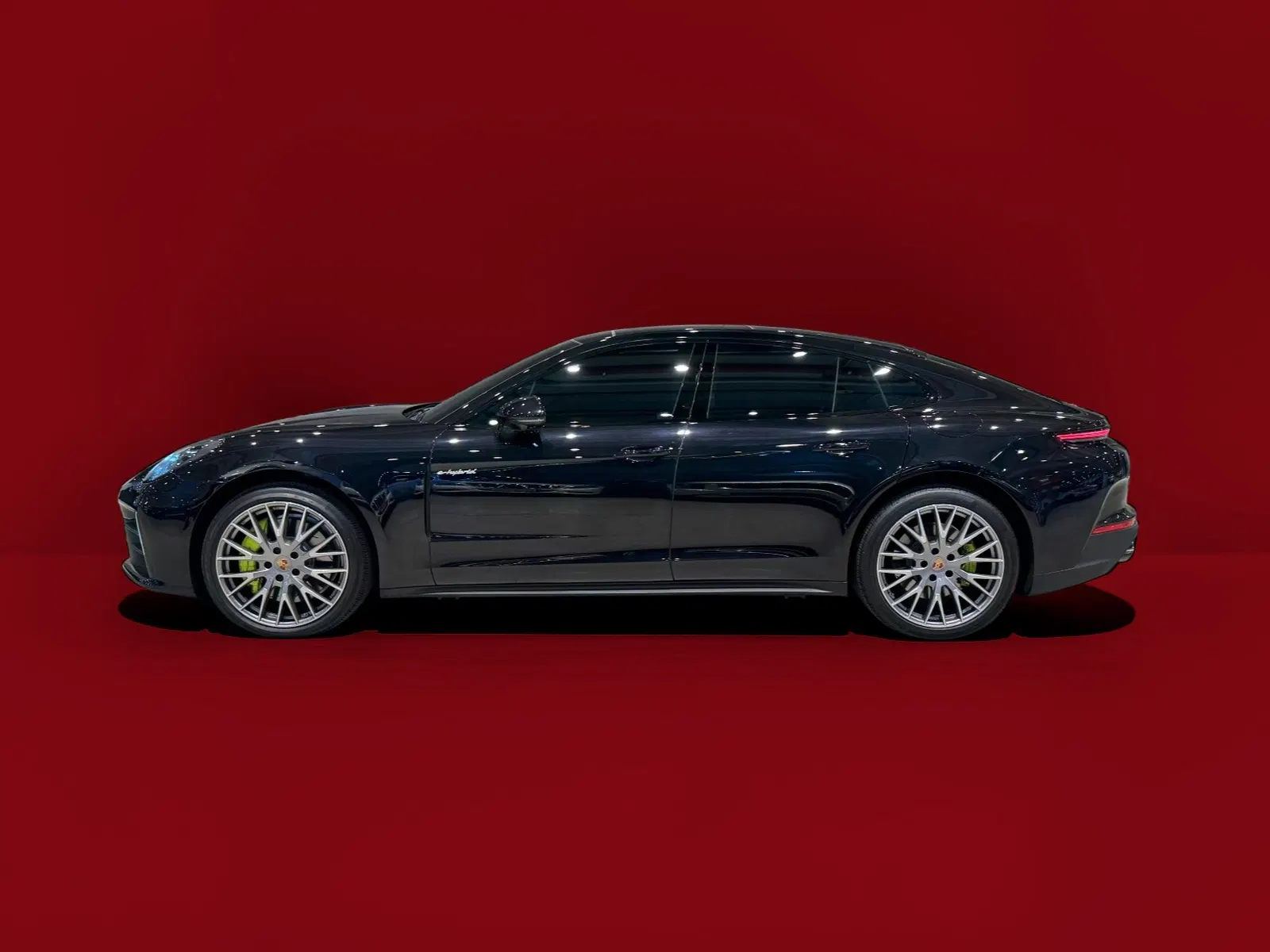 Porsche Panamera (976) 2.9 AWD E-Hybride 2025 — photo 1 sur 26