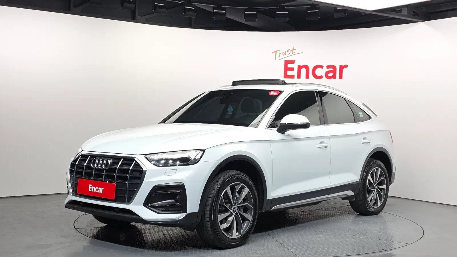 Audi Q5 (FY) 40 TDI Quattro Sportback 2021 — photo 1 sur 20