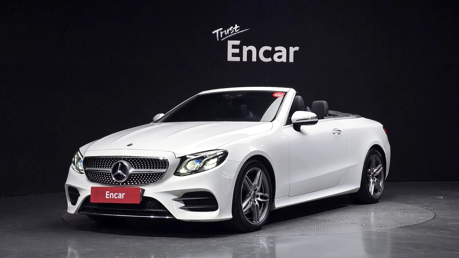 Mercedes-Benz Classe E E220d Cabriolet (W213) 2019 — photo 1 sur 26