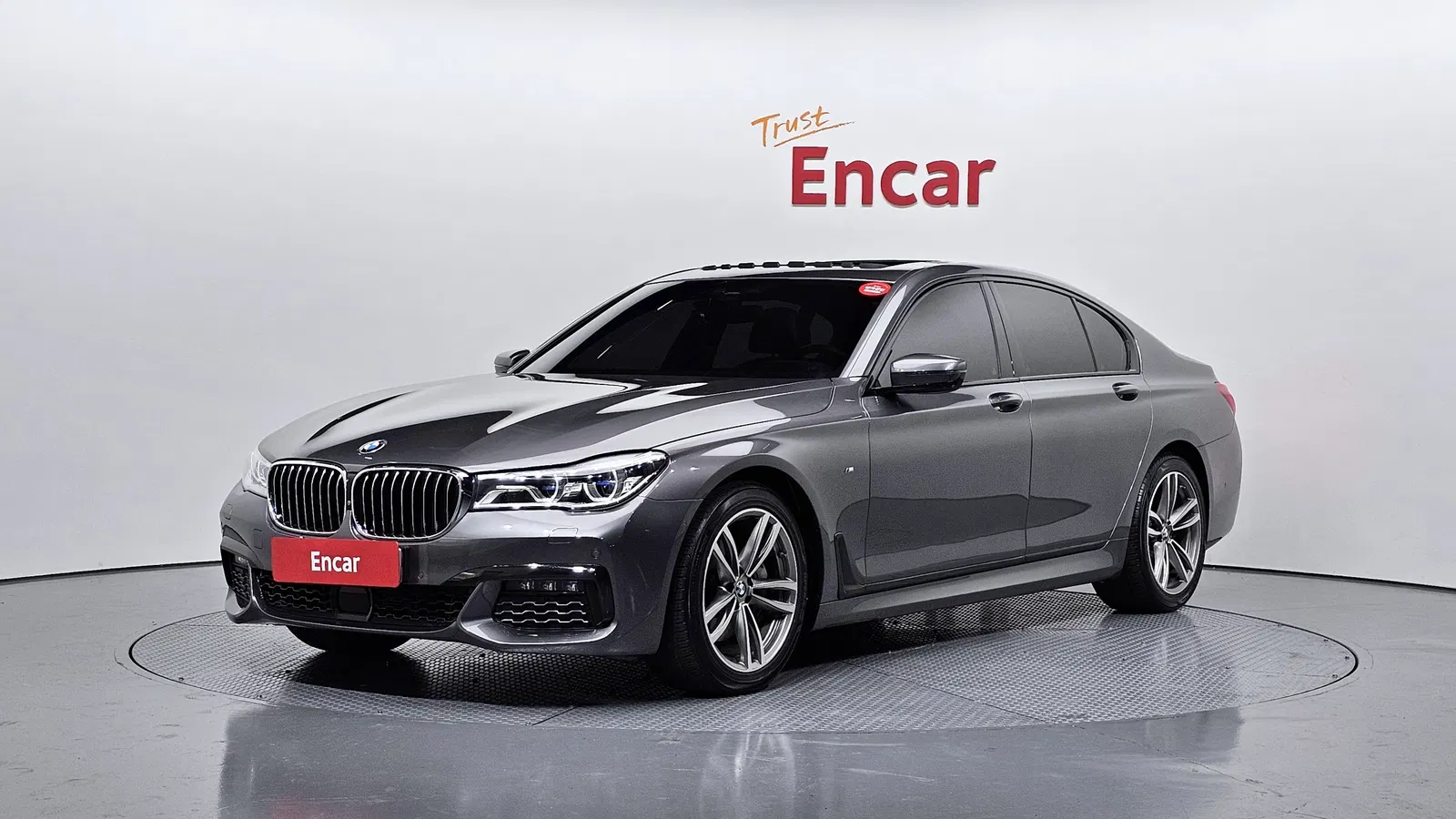 BMW Série 7 (G11) 740d xDrive M Sport 2018 — photo 1 sur 20
