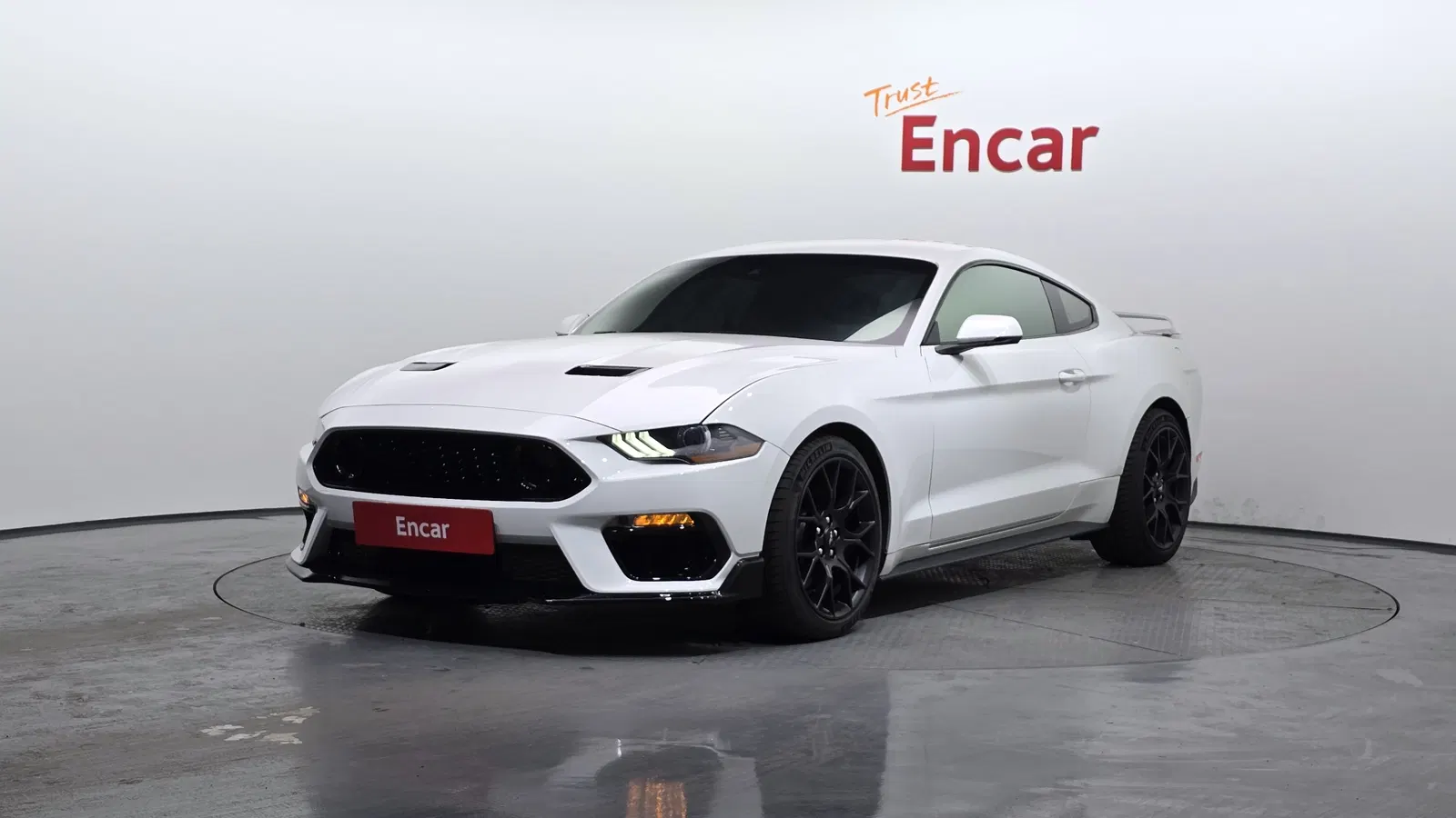 Ford Mustang Coupé 2019 — photo 1 sur 20
