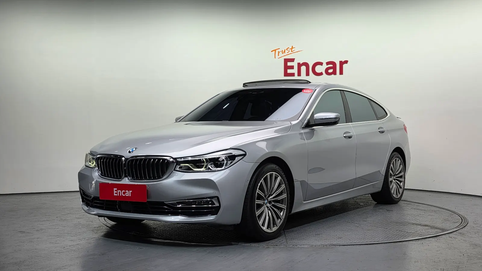 BMW Série 6 GT (G32) 620d Luxury 2019 — photo 1 sur 20