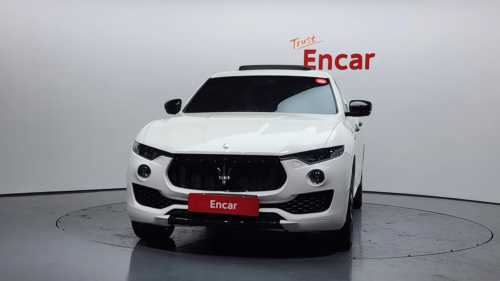 Maserati Levante 3.0 AWD Sport 2017 — photo 1 sur 18