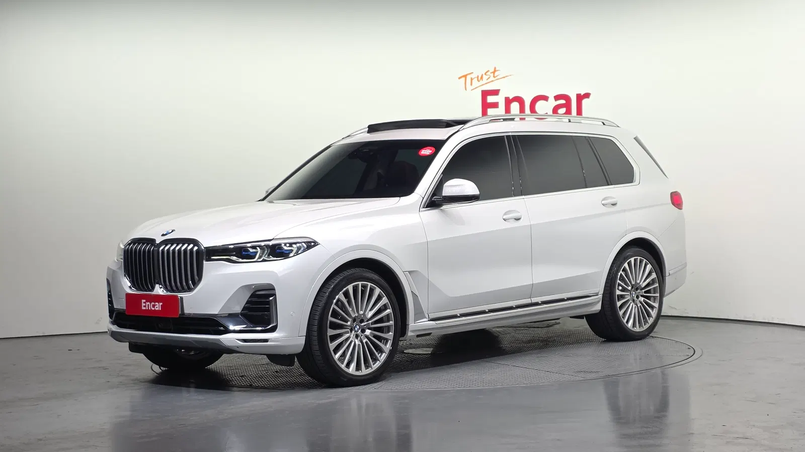BMW X7 (G07) xDrive 40d Design Pure Excellence 6 places 2022 — photo 1 sur 20