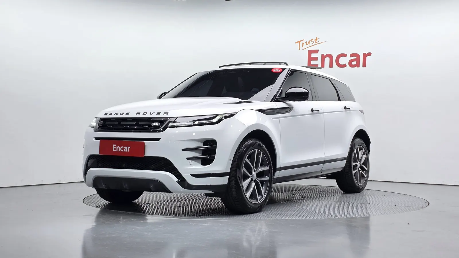 Land Rover Range Rover Evoque 2e génération P250 Dynamic SE 2026 — photo 1 sur 20