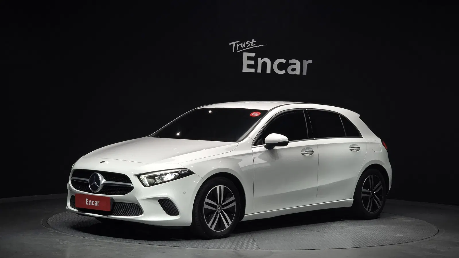 Mercedes-Benz Classe A A220 5 portes (W177) 2021 — photo 1 sur 20