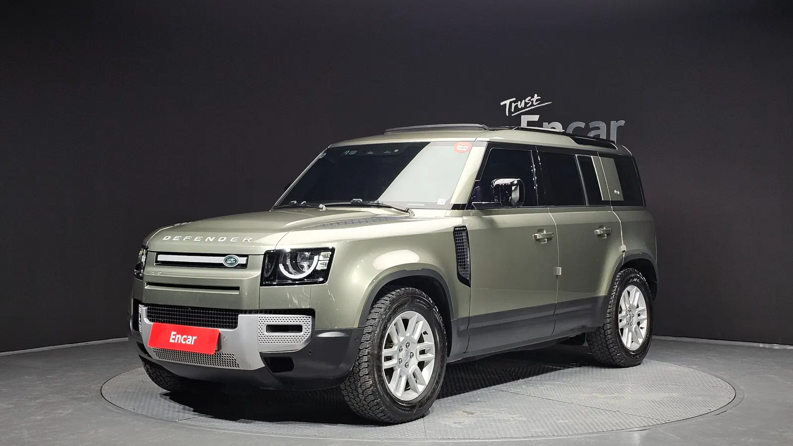 Land Rover Defender (L663) 110 D250 S 2022 — photo 1 sur 20