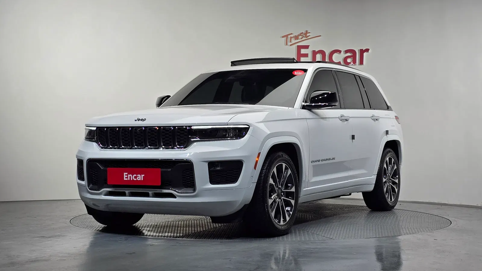 Jeep Grand Cherokee(WL) 3.6 Overland 2023 — photo 1 sur 20