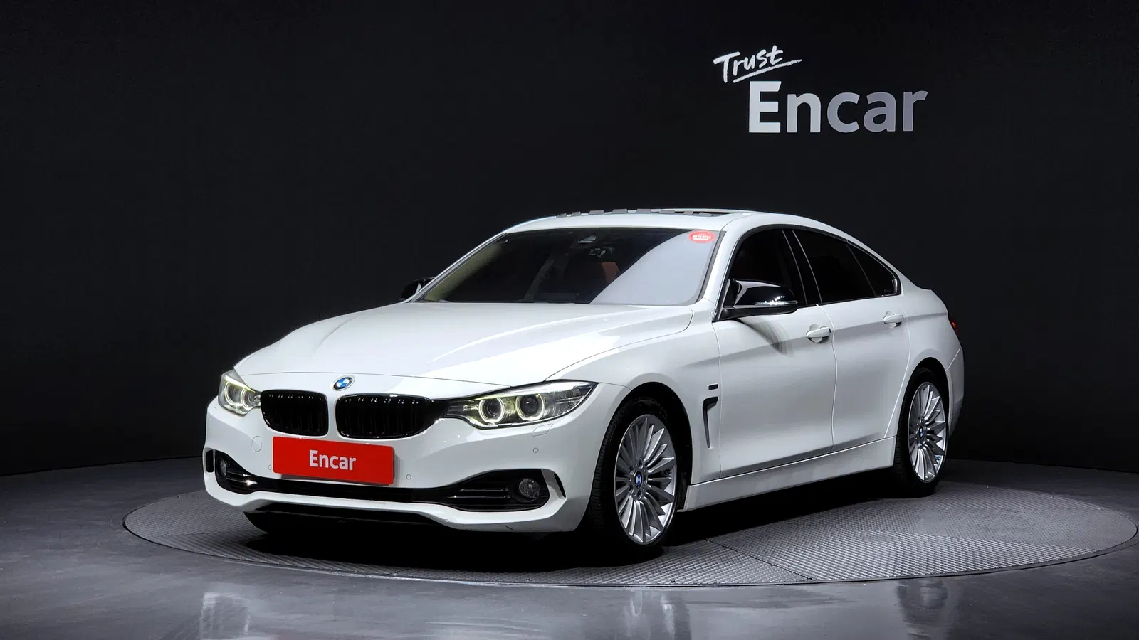 BMW Série 4 (F32) 420d Luxury GranCoupé 2015 — photo 1 sur 20