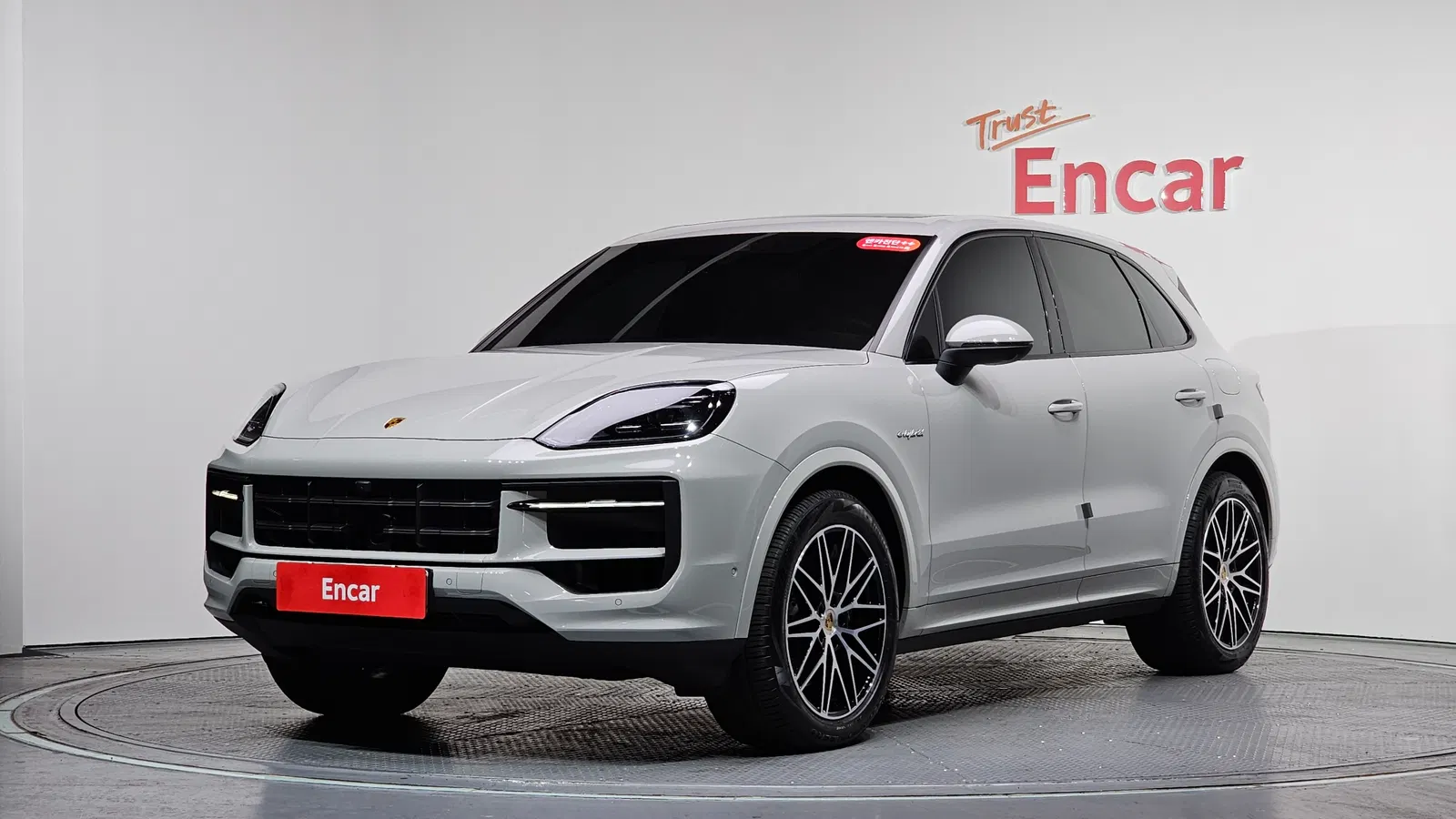 Porsche Cayenne (PO536) 3.0 E-Hybride 2024 — photo 1 sur 20