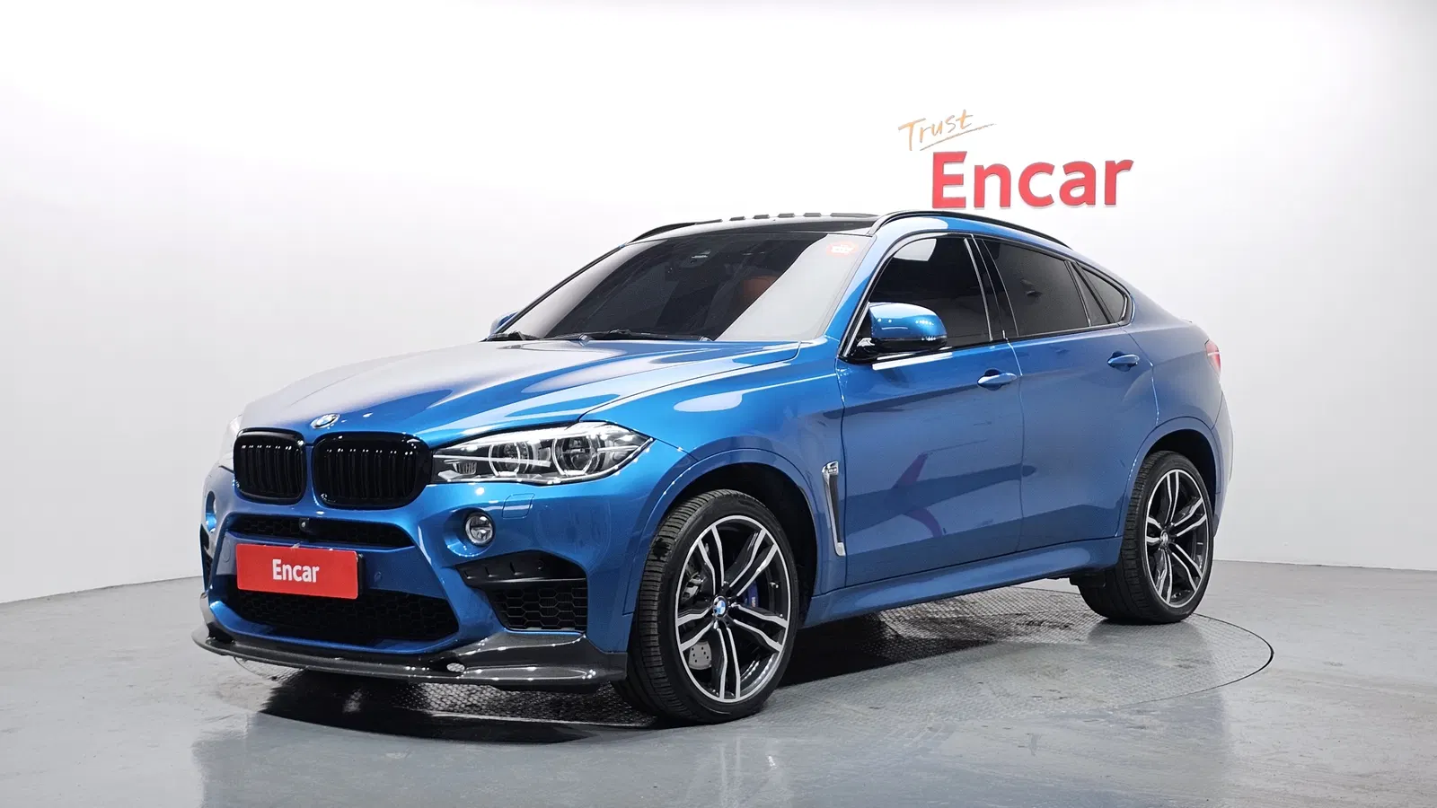 BMW X6M (F16) 4.4 2018 — photo 1 sur 20