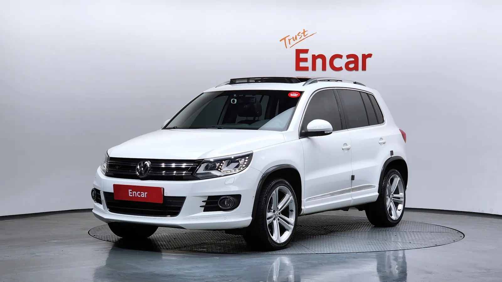 Volkswagen Tiguan 2.0 TDI R-Line 2013 — photo 1 sur 26