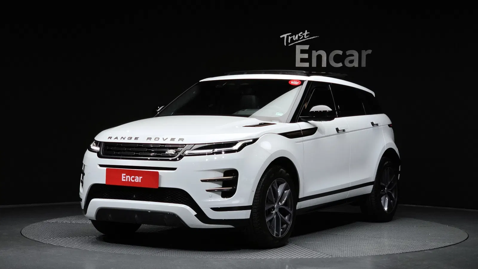 Land Rover Range Rover Evoque 2e génération P250 Dynamic SE 2024 — photo 1 sur 20