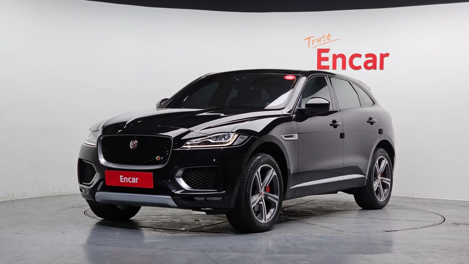 Jaguar F-PACE 30d S 2017 — photo 1 sur 20
