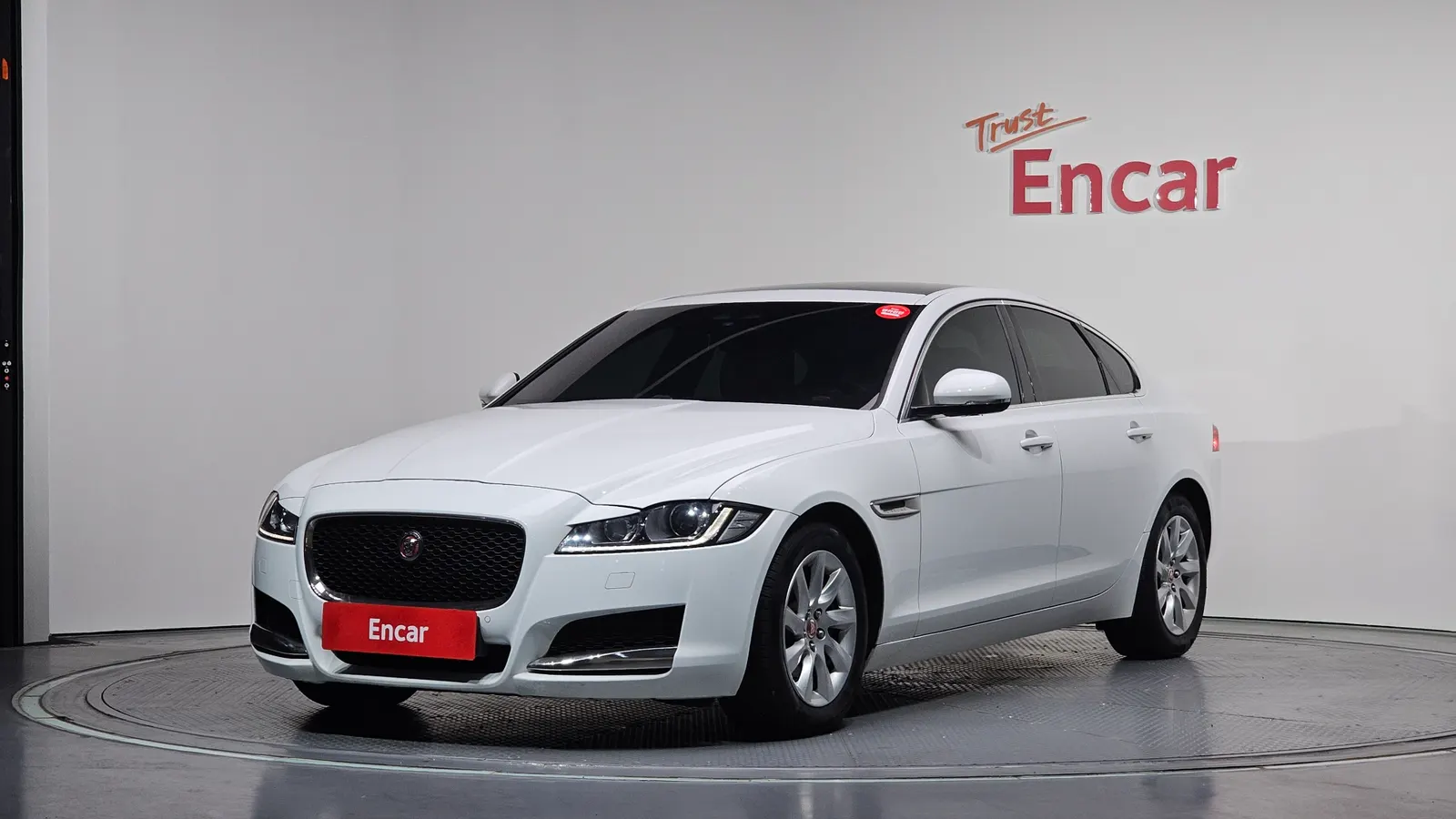Jaguar XF (X260) 20d Prestige 2016 — photo 1 sur 26