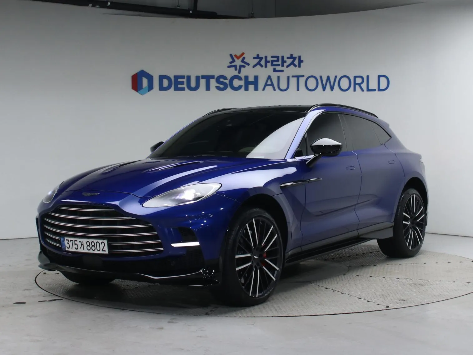 Aston Martin DBX 4.0 V8 707 2023 — photo 1 sur 26