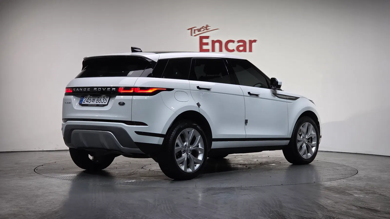 Land Rover Range Rover Evoque 2e génération P250 SE 2021 — photo 1 sur 26