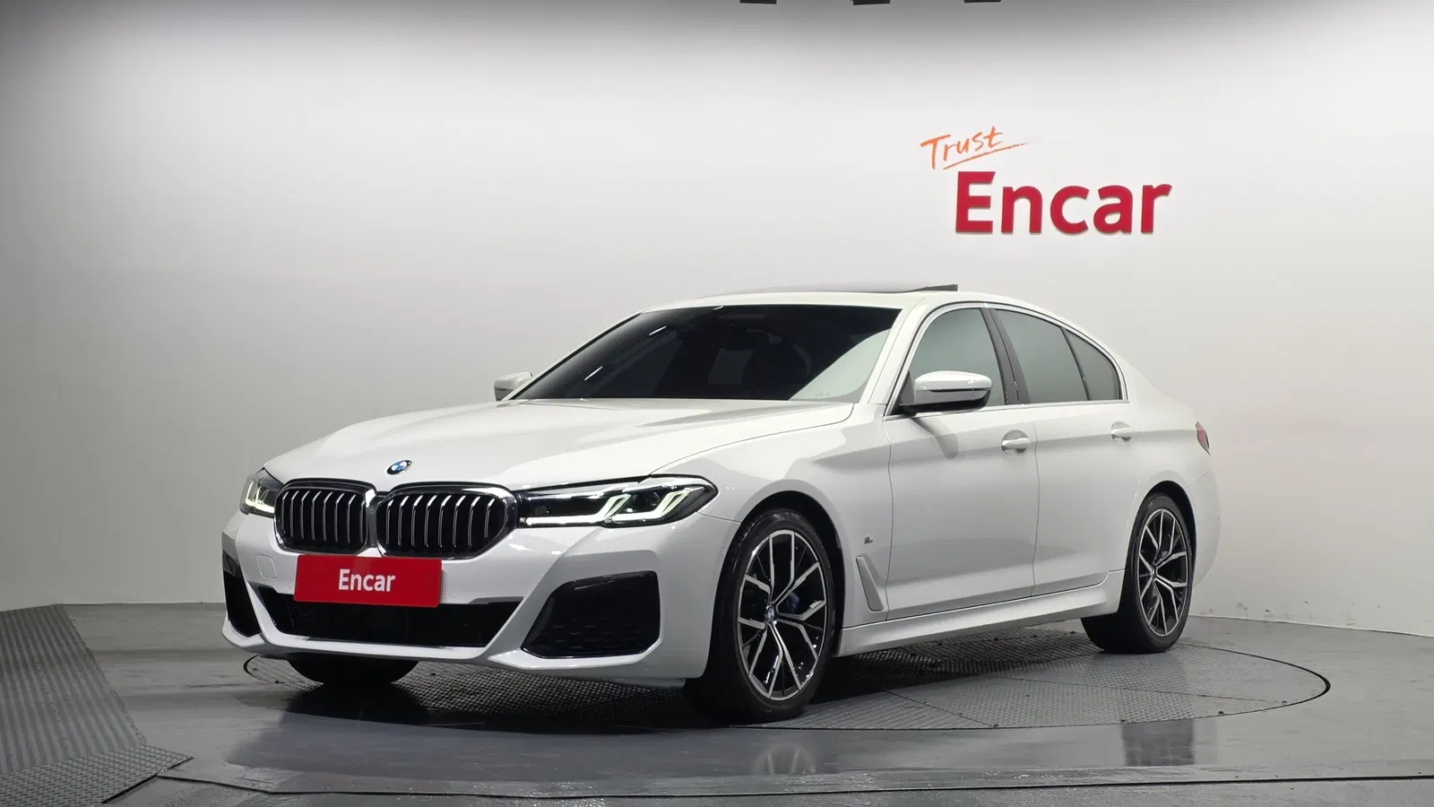 BMW Série 5 (G30) 530i M Sport 2023 — photo 1 sur 20