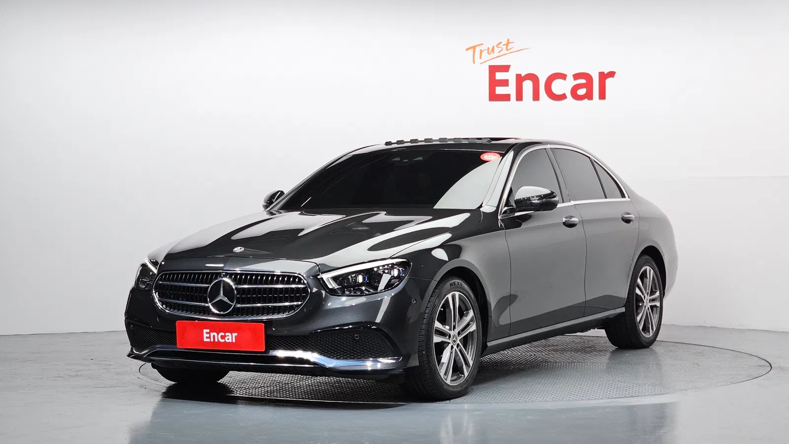 Mercedes-Benz Classe E E350 4MATIC Avantgarde (W213) 2021 — photo 1 sur 26