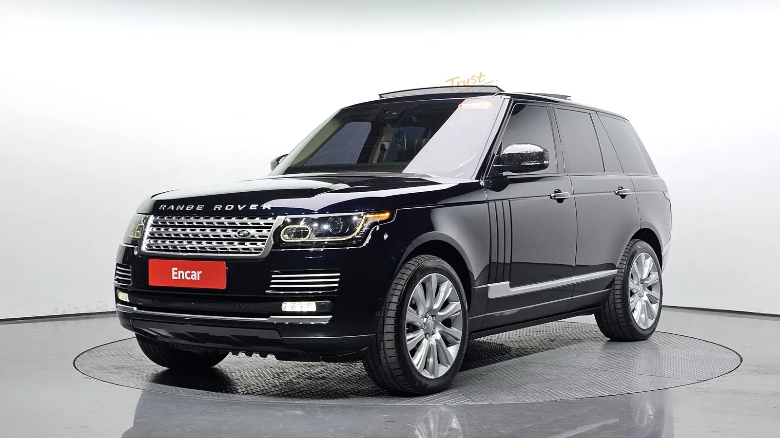 Land Rover Range Rover 4e génération 4.4 SDV8 Vogue SE Diesel 2016 — photo 1 sur 26