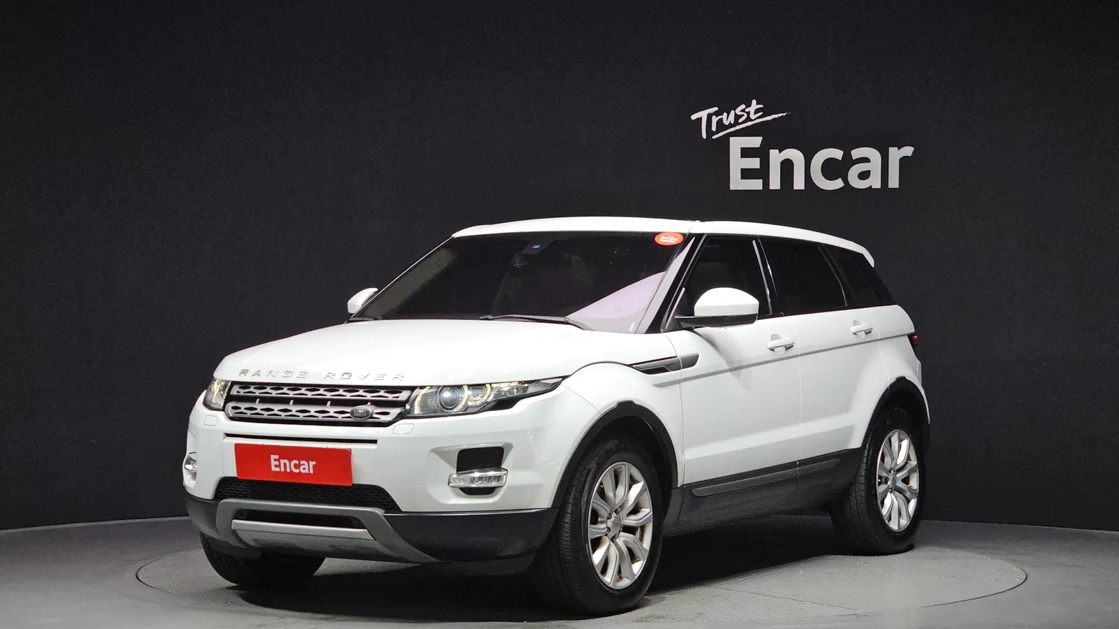 Land Rover Range Rover Evoque 2.2 SD4 Pure 2015 — photo 1 sur 20