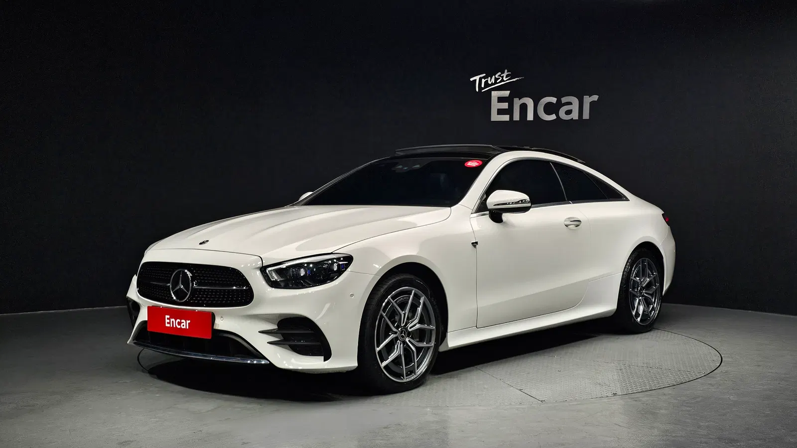 Mercedes-Benz Classe E E300d 4MATIC Coupé (W213) 2022 — photo 1 sur 20