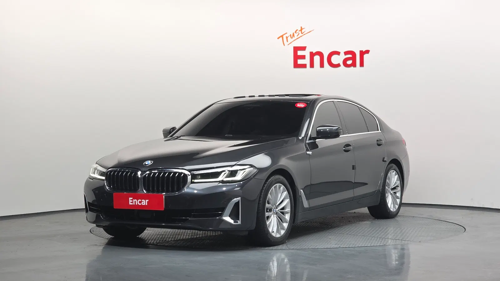 BMW Série 5 (G30) 523d Luxury 2021 — photo 1 sur 26