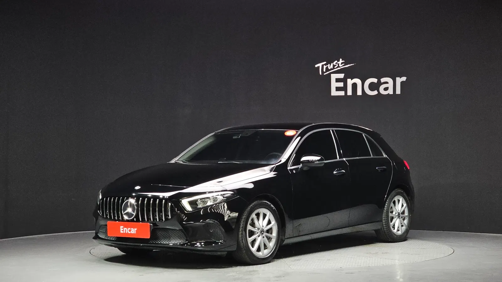 Mercedes-Benz Classe A A220 5 portes (W177) 2020 — photo 1 sur 27