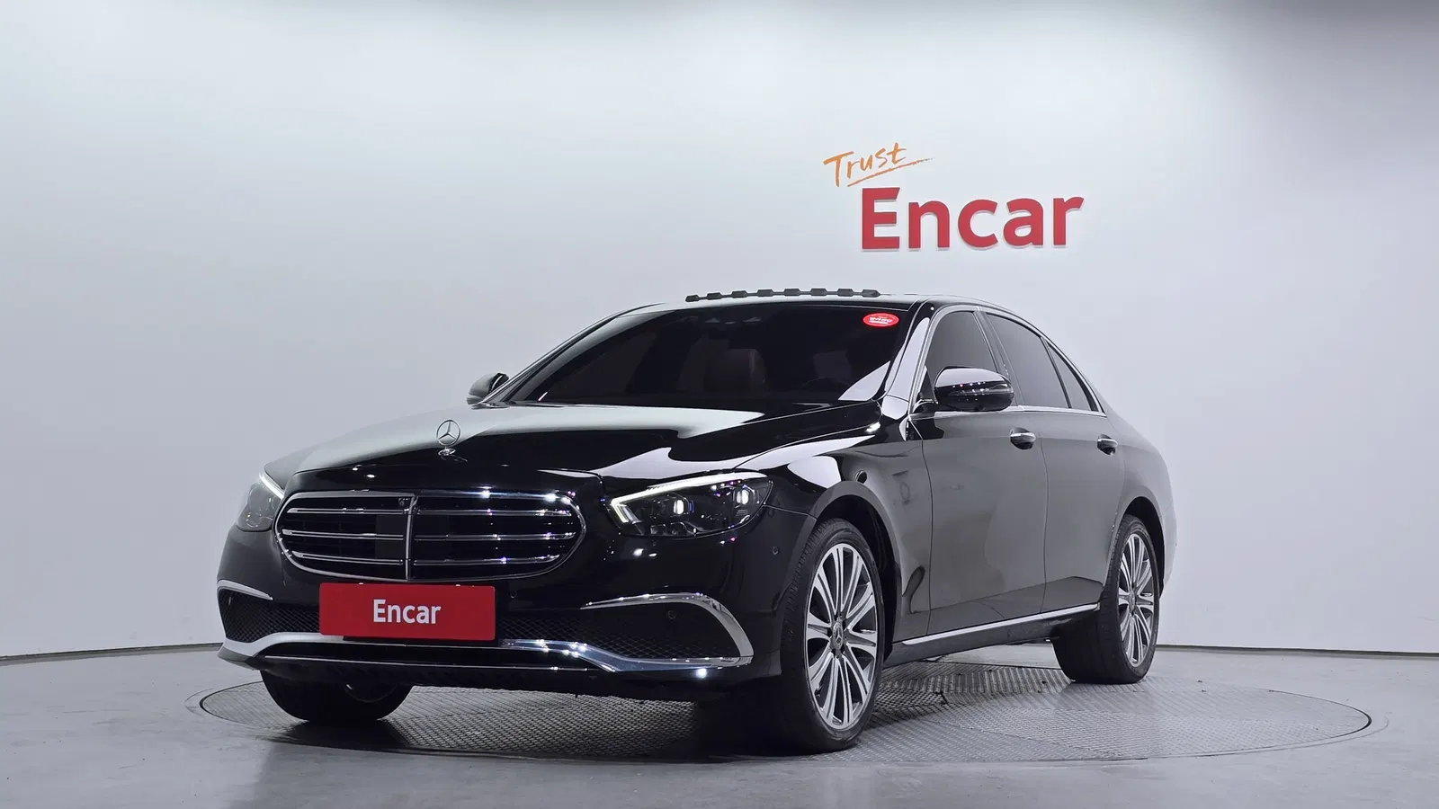 Mercedes-Benz Classe E E350 4MATIC Exclusive (W213) 2023 — photo 1 sur 20