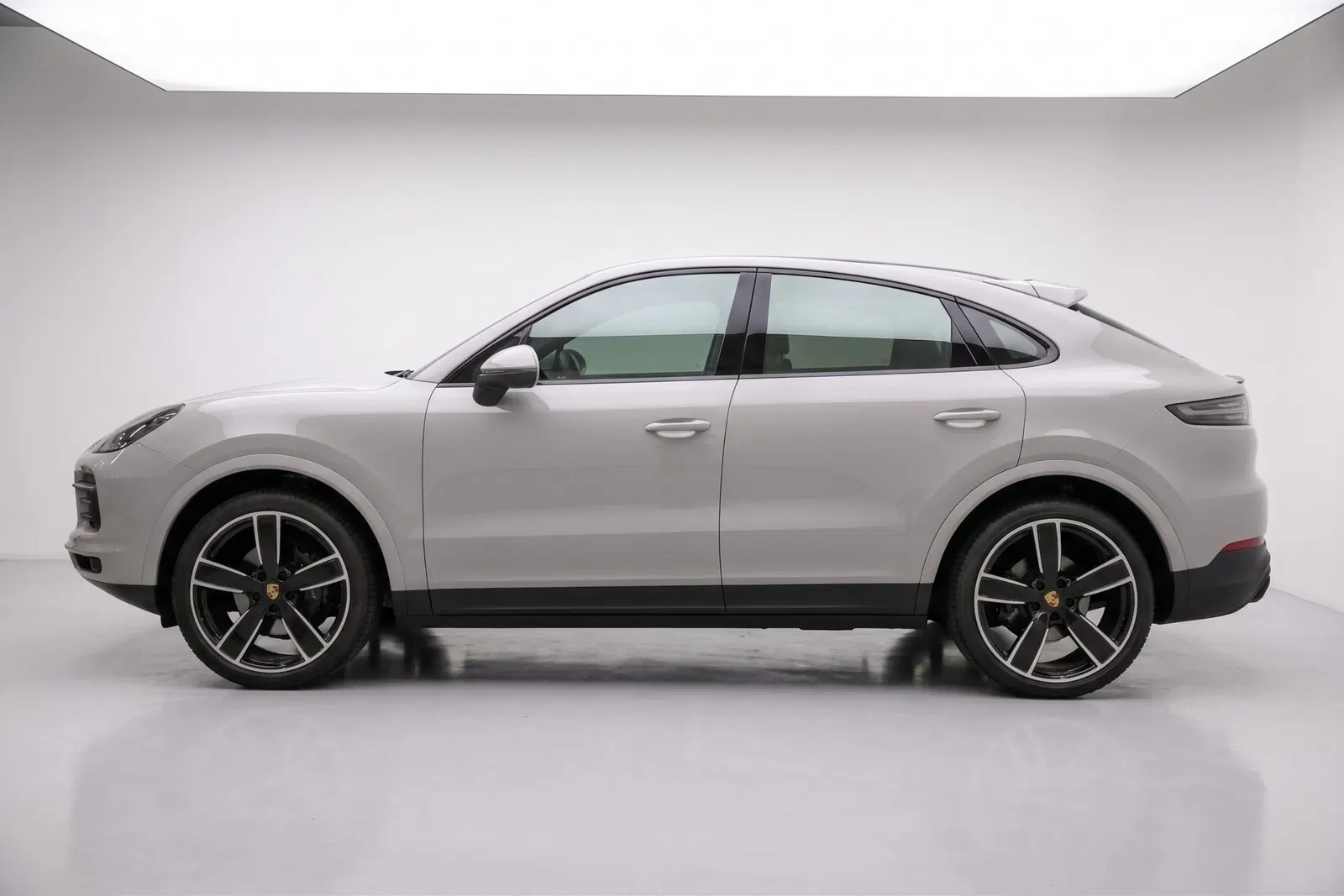 Porsche Cayenne (PO536) 3.0 Coupé 2021 — photo 1 sur 26