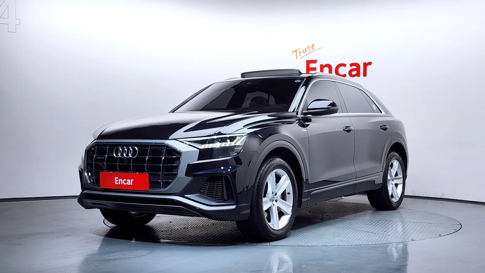 Audi Q8 (4M) 45 TDI Quattro Premium 2021 — photo 1 sur 20