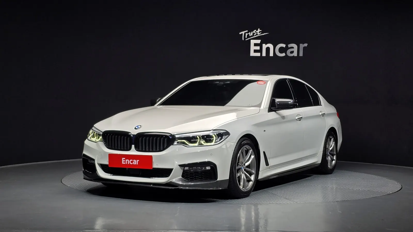 BMW Série 5 (G30) 520d M Sport 2017 — photo 1 sur 26