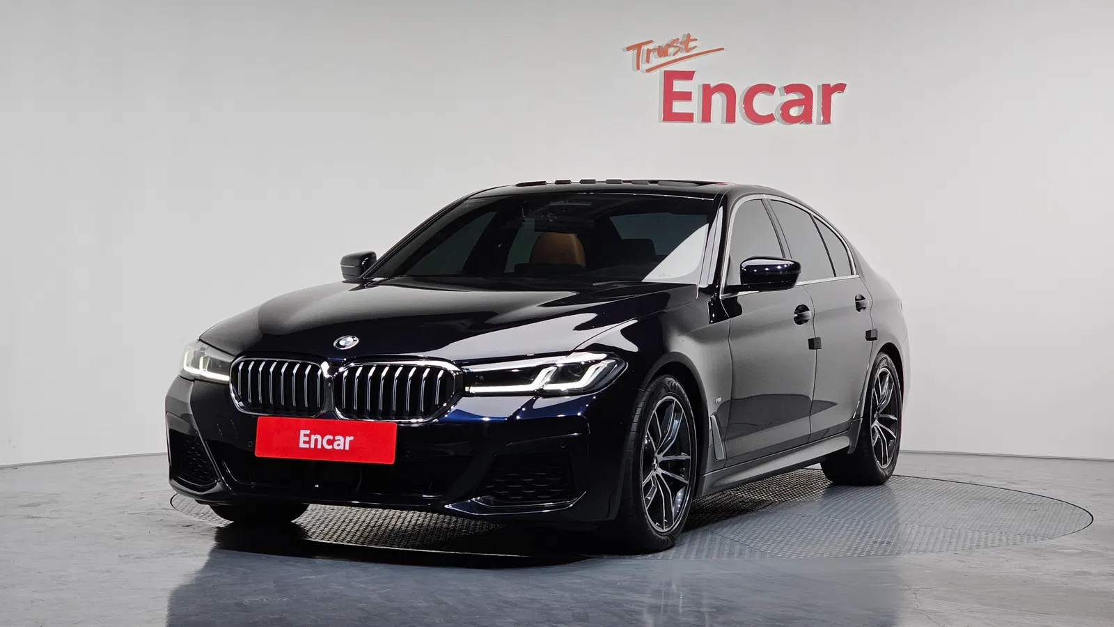 BMW Série 5 (G30) 520i M Sport 2022 — photo 1 sur 20