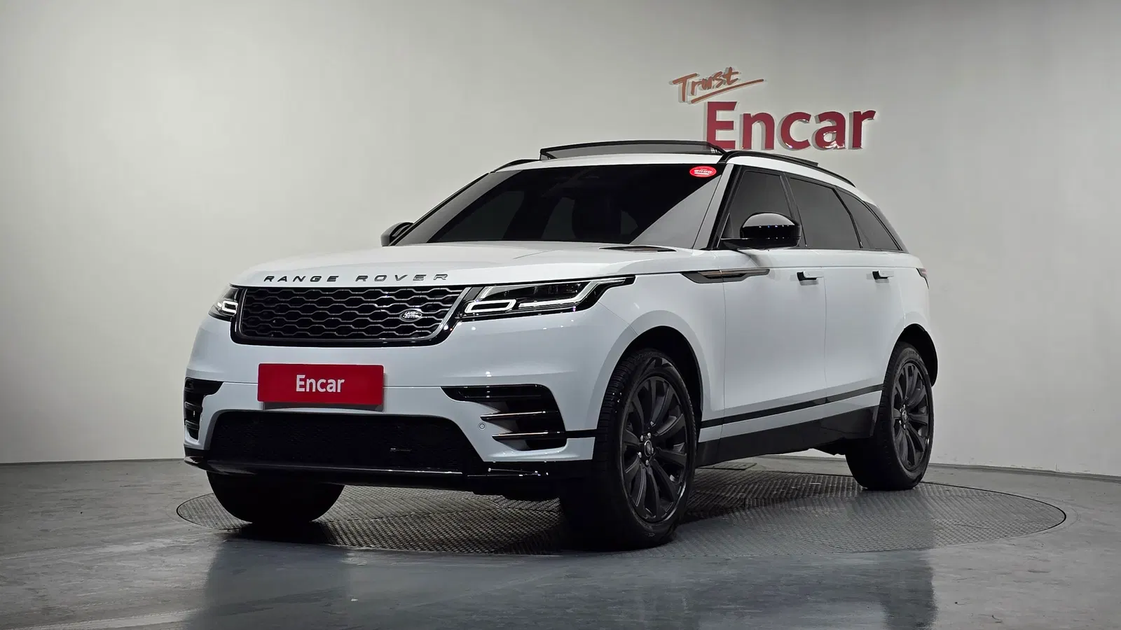 Land Rover Range Rover Velar 3.0 P400 R-Dynamic SE 2022 — photo 1 sur 26