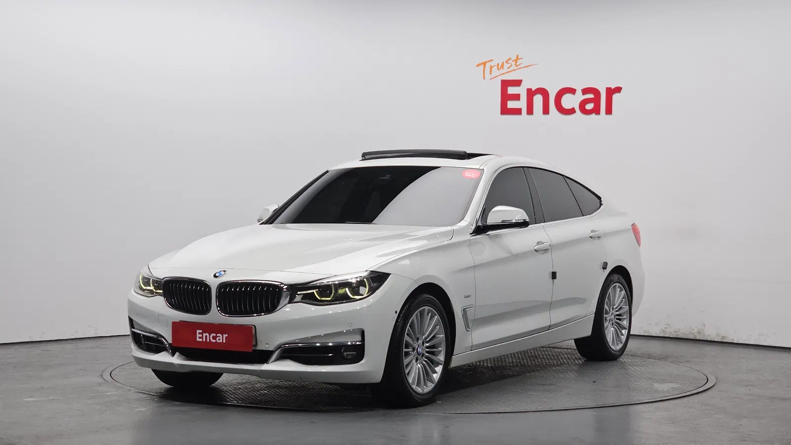 BMW Série 3 GT (F34) GT 320d Luxury 2018 — photo 1 sur 26