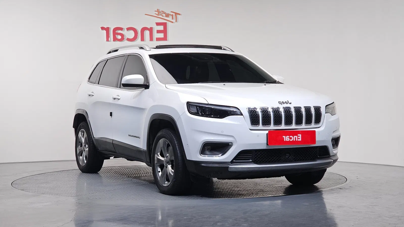 Jeep Cherokee(KL) 2.4 Limited AWD 2020 — photo 1 sur 26